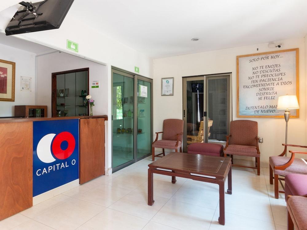 Capital O Hotel Vitale Leon Ngoại thất bức ảnh