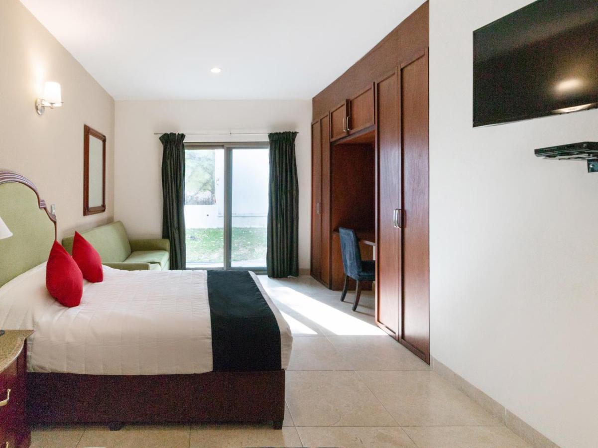 Capital O Hotel Vitale Leon Ngoại thất bức ảnh